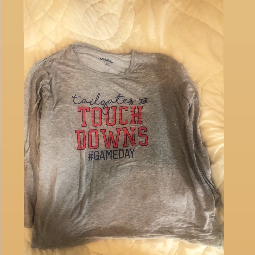 Graphic long sleeve tee